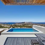 Smy Santorini & 4*