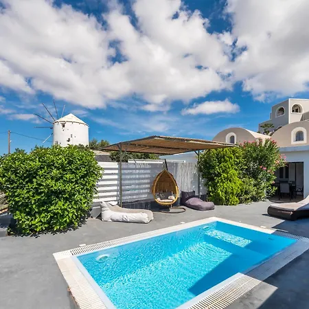 Smy Santorini & 4*