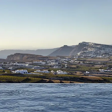 Smy Santorini & 4*