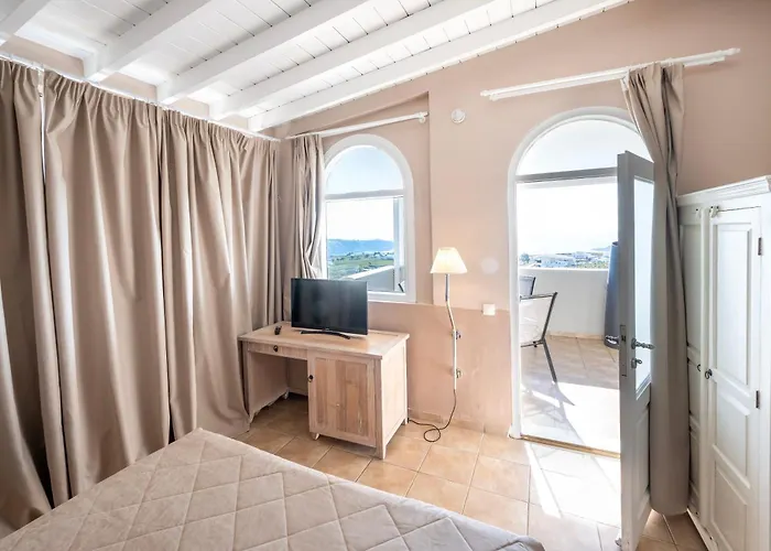 Smy Santorini Suites&villas 4* Pyrgos Kallistis