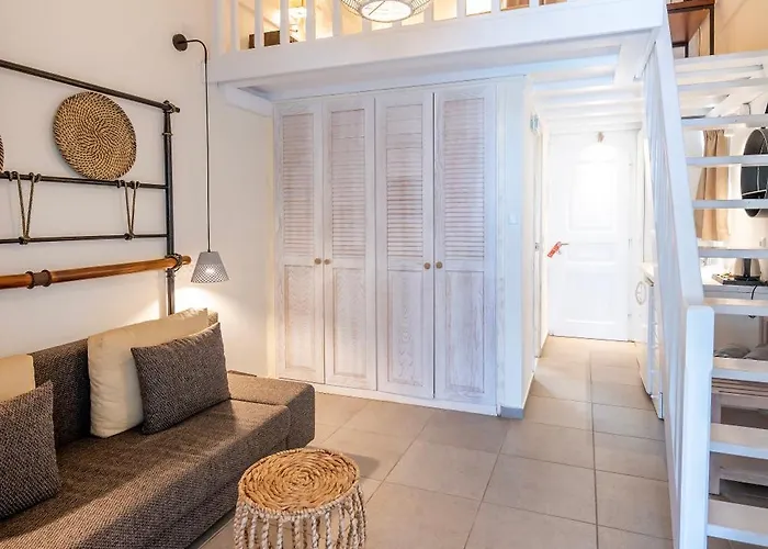 Smy Santorini Suites&villas 4*