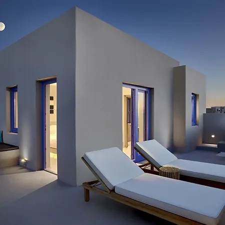 Smy Santorini & 4* Pýrgos