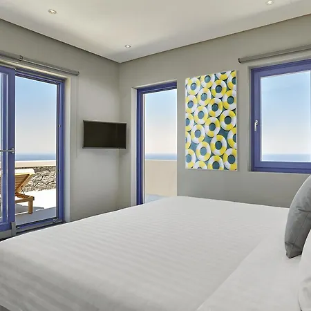 Smy Santorini & 4* Pýrgos