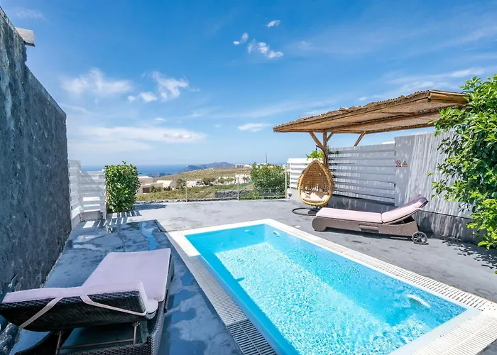 Smy Santorini & 4* Pýrgos